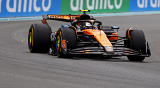 Norris over moment met Verstappen: "Dat is hoe het is met Max, crashen of er niet langs"