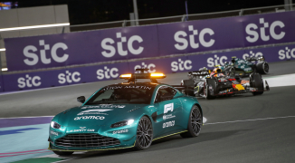 Aston Martin-safety car in Abu Dhabi 2021 te koop aangeboden