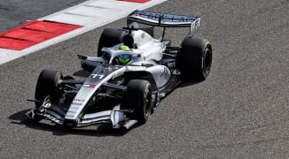 Cadillac in actie met hagelnieuwe livery tijdens filmdag in Bahrein | F1 Shorts