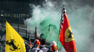 Van de Paddock naar het Altaar: Hoe F1-racers hun bruiloft net zo zorgvuldig plannen als hun raceweekenden