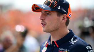 Verstappen subtiel over 'nachtverbod' van Red Bull: "Hij ging afgelopen nacht uit, ik niet natuurlijk..."