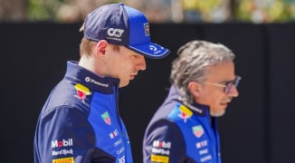 Red Bull staakt titelstrijd en verlegt focus: 'Gaan niet zo pushen als in 2025'