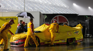 Daytona 500 STOPPED due to adverse weather