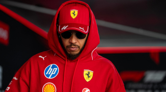 Hamilton LASCIA l'Italia a causa della crisi della Ferrari!