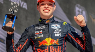 Rocco Coronel knap naar P13 na slechte start in derde F4-race, drama voor Lammers