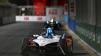 Dennis domineert eerste E-Prix Saoedi-Arabië: Frijns pakt een punt, De Vries zeventiende