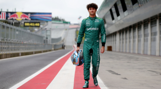 F2-coureur Crawford maakt meters in AMR22: "Iets waar ik al een tijdje naar uitkeek"