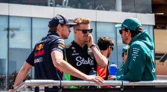 Alonso ziet Red Bull onderpresteren: 'Over Verstappen bestaat geen enkele twijfel'