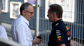 F1 boss intervenes in Ferrari drama as Christian Horner makes Maranello move