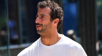 Daniel Ricciardo announces £2.5m sale of incredible Aston Martin
