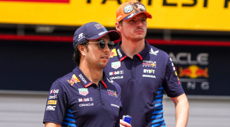 Checo Pérez hoy: McLaren pone el futuro en sus manos; Brasileño lo quiere fuera de Red Bull