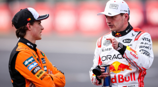 Verstappen legt uit hoe hij Norris en Piastri achter zich wist te houden in Japan