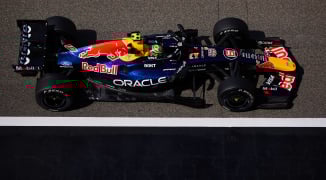 Red Bull komt met aangepaste RB22 aan tijdens tweede testweek in Bahrein