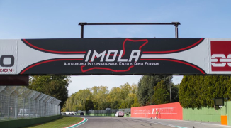 Les fans de F1 peuvent désormais se marier sur le circuit d'Imola