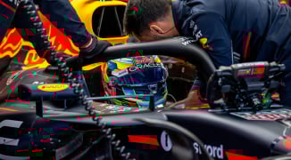 Lindblad wil in voetsporen Hamilton treden: 'Ook al is dat bij Red Bull niet politiek correct'