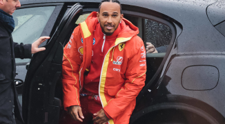 CONFERMATO: Lewis Hamilton avrà un cambiamento storico dopo l’arrivo in Ferrari