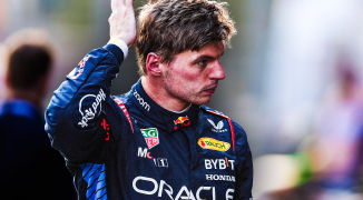 Verstappen begrijpt "echt helemaal niets" van handelen wedstrijdleiding na crash Perez en Sainz