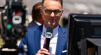 NASCAR legend Kevin Harvick goes in on 23XI driver's 'complete disaster' in Chicago
