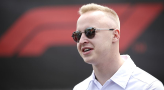 Mazepin voor het eerst op hoogste trede van podium sinds verlaten Formule 1