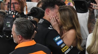 Durex haakt met condoomreclame hilarisch in op wereldtitel Norris: "Op jouw eerste keer!"