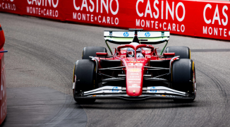 Verstappen worstelt en ziet Leclerc tijdenlijst toppen in tweede training Monaco