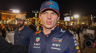 Verstappen doet beste Magnussen-imitatie tijdens livestream: "Zuig aan mijn ballen!"