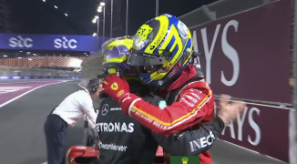 Pit-stop disasters and Hamilton gesture - 5 things you may have missed at the Saudi Arabian Grand Prix
