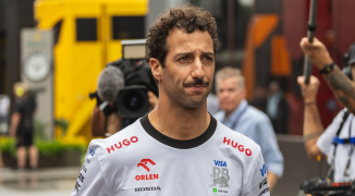Ricciardo boss announces 'FINAL' future discussions