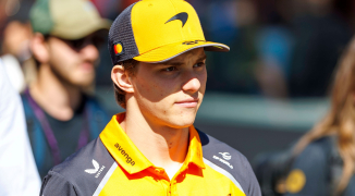 Piastri deelt complimenten aan Verstappen uit: "Remde gewoon te vroeg"