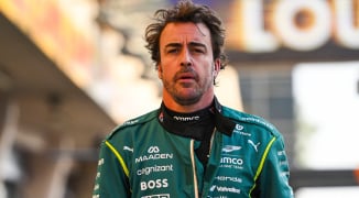 Fernando Alonso swaps out Aston Martin after F1 testing disaster