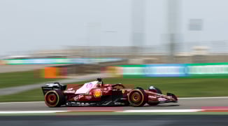 F1 Testing Results: Aston Martin swap drivers in BIZARRE session