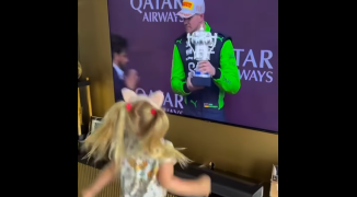 Hülkenberg's dochter Noemi (4) schreeuwt het uit bij eerste F1-podium van papa