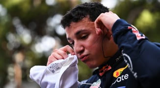 Hadjar klaar met slechte starts Red Bull: 'Het is vreselijk'