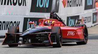 Dennis zegeviert in Formule E-seizoensopener São Paulo, horrorcrash voor Martí