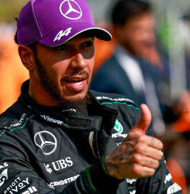Hamilton, CUESTIONADO en Mercedes