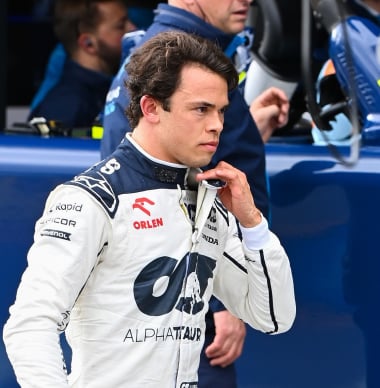 De Vries doorbreekt radiostilte over Formule 1-domper, Verstappen vreest McLaren | GPFans Recap