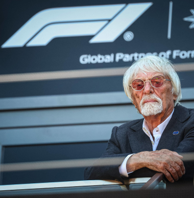 Ecclestone over toekomst Verstappen: 'Hij moet zijn waar hij gelukkig is'