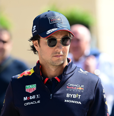 El piloto decidido a ROBAR el asiento de Checo en Red Bull
