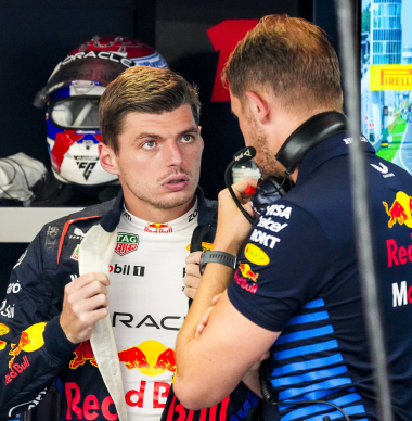 Oud-teambaas Verstappen noemt overwerkte monteurs lui: "In F1 werken is een privilege"