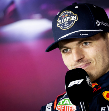 Verstappen deelt tik uit aan McLaren: 'In die auto was ik al eerder kampioen geweest'
