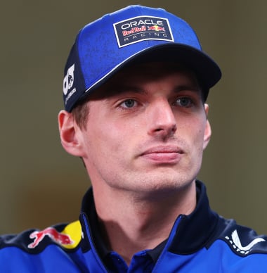 Verstappen is 2026-auto's nu al beu en hint op pensioen, Leclerc snelste coureur in Bahrein | GPFans Recap