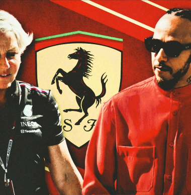 Angela Cullen is terug: blondine brengt Hamilton ontbijtje in het Ferrari-rood