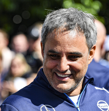 Montoya trekt eenmalig weer racehandschoenen aan voor officiële race