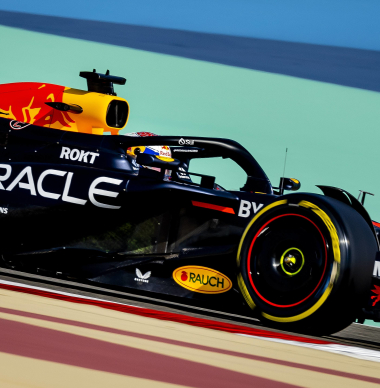 Waar kun je de testdagen van F1 in Bahrein met Verstappen live zien?