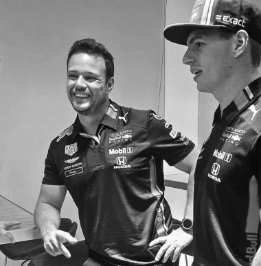 Red Bull reageert met statement op spijtig overlijden van stuntman Baumgartner