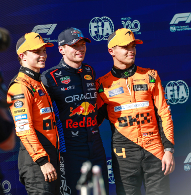 Fans lovend na nieuw duel Verstappen en Norris: "Lando niet op niveau Max"