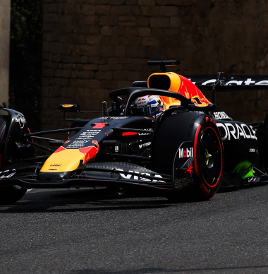 Verstappen pakt pole tijdens chaotische kwalificatie, FIA deelt diskwalificatie uit | GPFans Recap