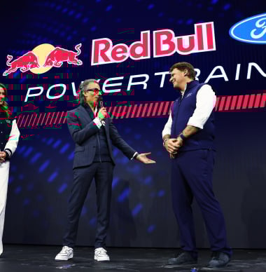 Red Bull wil overleden Mateschitz trots maken: 'We noemen onze eerste motor de DM01'