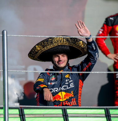 'Red Bull grijpt in bij Verstappen: Nederlander krijgt motorwissel na problemen op vrijdag'