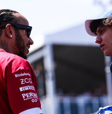 F1 Oggi: La sentenza lapidario su Hamilton alla Ferrari; Le ultime sul futuro di Antonelli in Mercedes